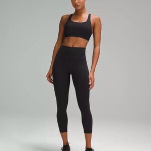 Wunder Train High Rise Crop 23" Black Size 12